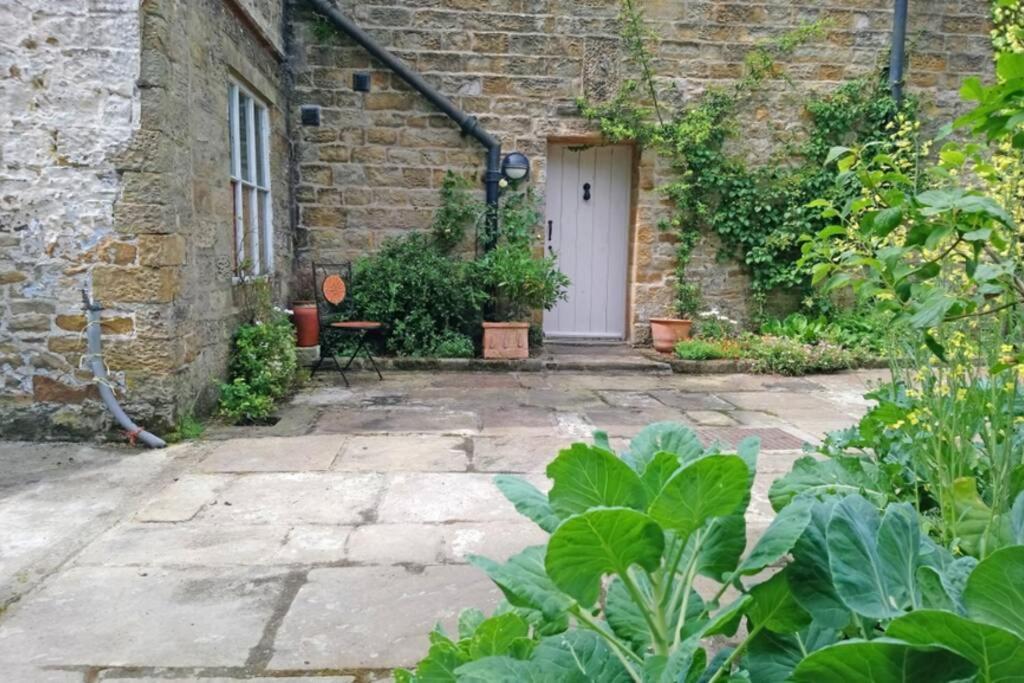 Shed End, In 18Th Century Lothersdale Mill Bd20 8En Экстерьер фото