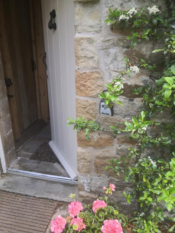 Shed End, In 18Th Century Lothersdale Mill Bd20 8En Экстерьер фото